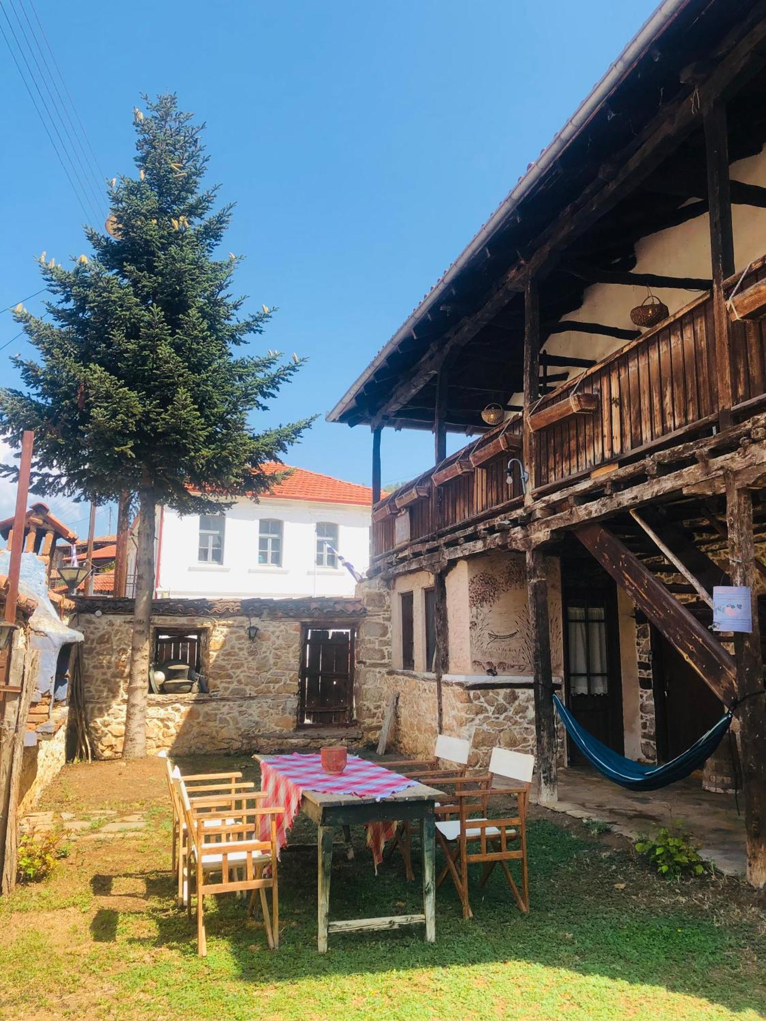 Χαγιάτι Hotel Psarades Exterior foto